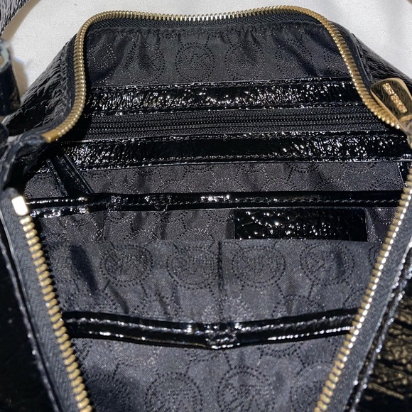 NEW Michael Kors Bag - Picture 4 of 6